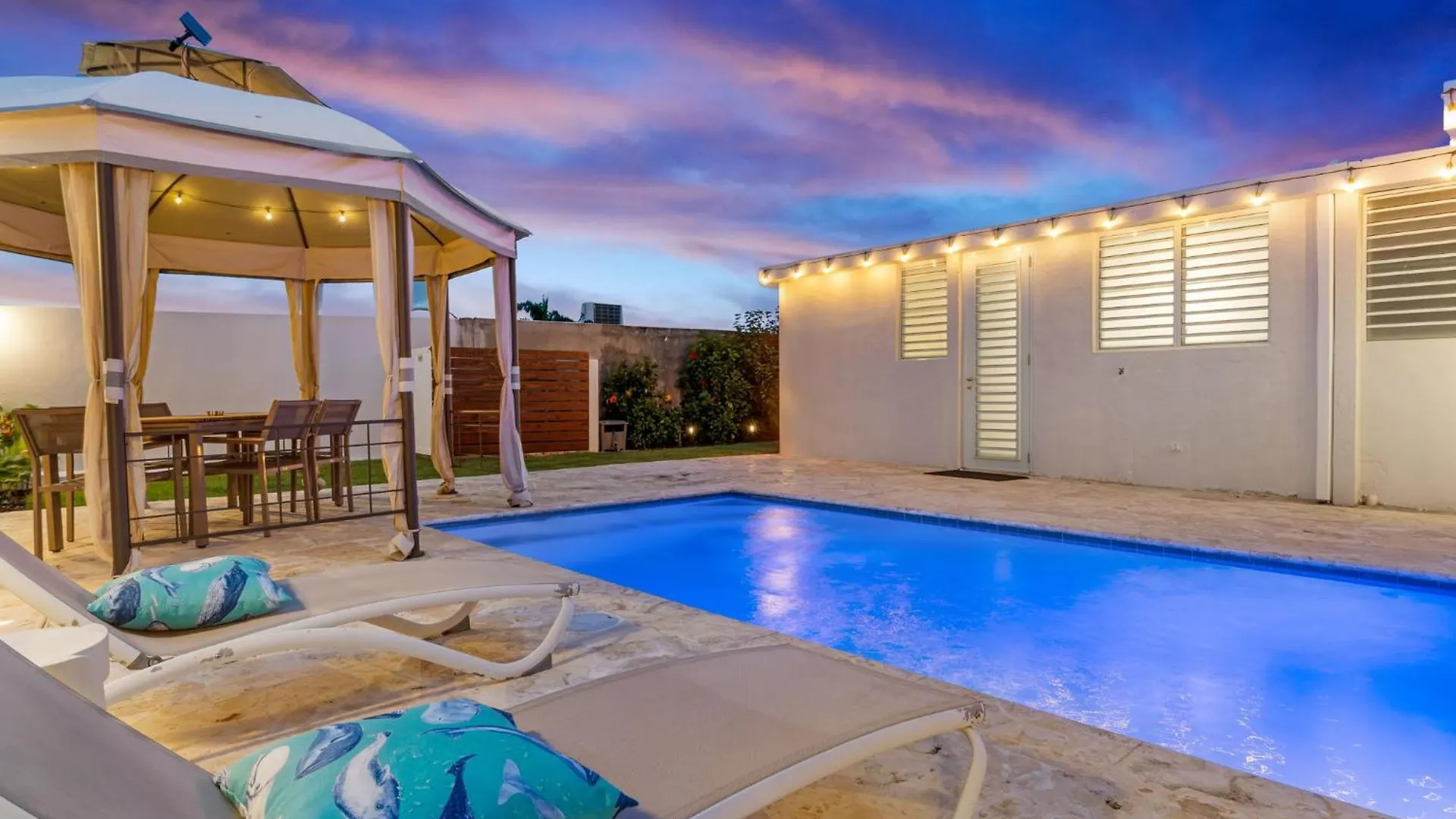 Casa Larimar With Pool And Solar System Near Beach Fajardo Βίλα