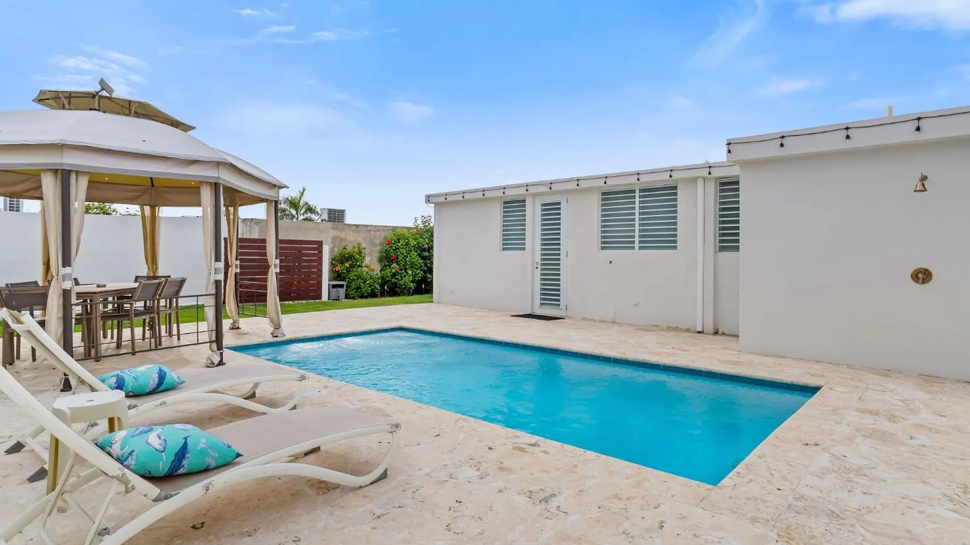 Casa Larimar With Pool And Solar System Near Beach Fajardo